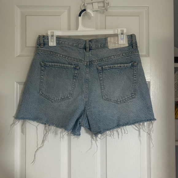 Pacsun Asymmetrical Waistband Vintage Cut Off Denim Shorts Size 29 - Picture 3 of 5